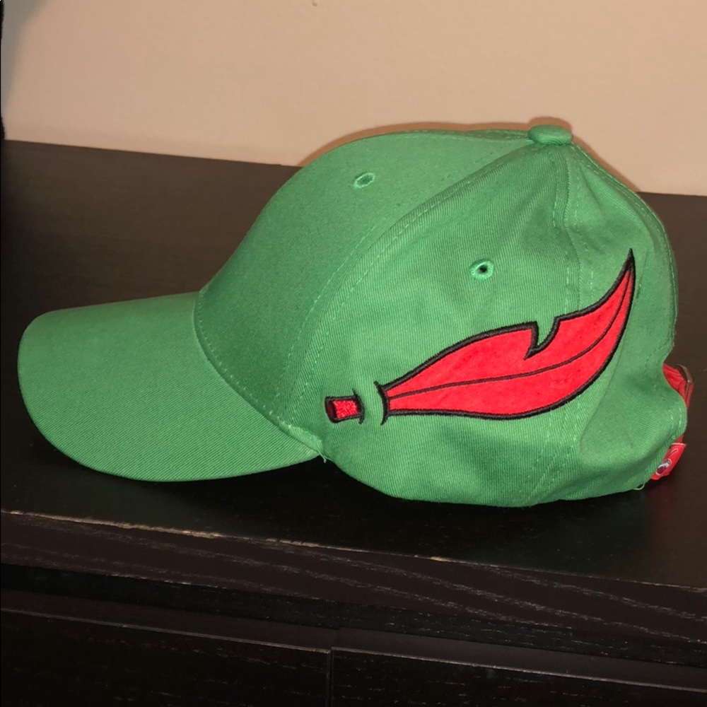 Cakeworthy Peter Pan hat